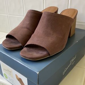 Brown Block Heel Mules